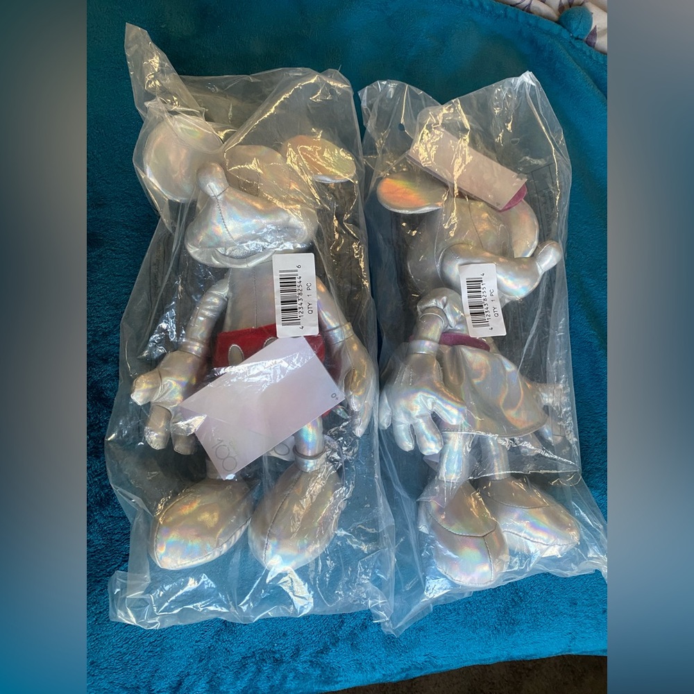 2023 Disney Parks 100th Anniversary Mickey & Minnie Silver Platinum Plush Set